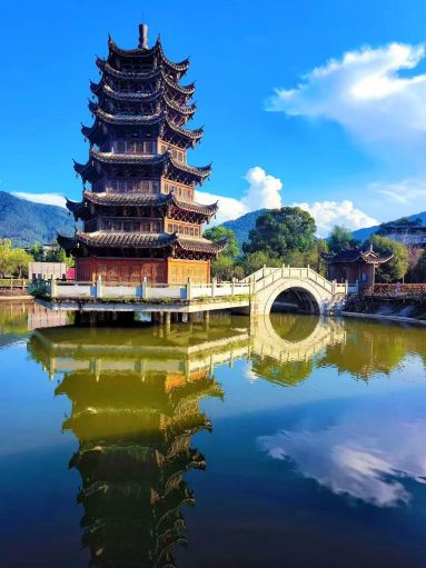 Stepping into a Living Painting: A Day in Yuankeng Ancient Town 🏯✨