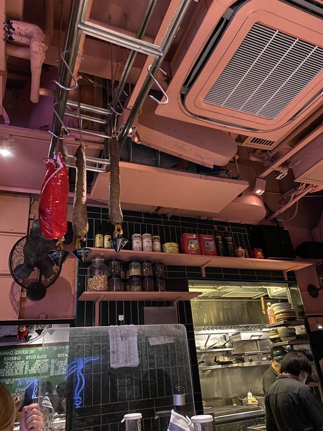 DELICIOUS TAPAS BAR IN HK  🤤  DELICIOUS TAPAS BAR IN HK  🤤