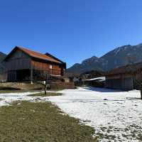 德國阿爾卑斯大道 – 上阿瑪高小鎮 (Oberammergau)