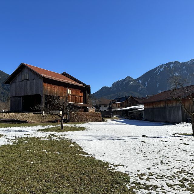 德國阿爾卑斯大道 – 上阿瑪高小鎮 (Oberammergau)