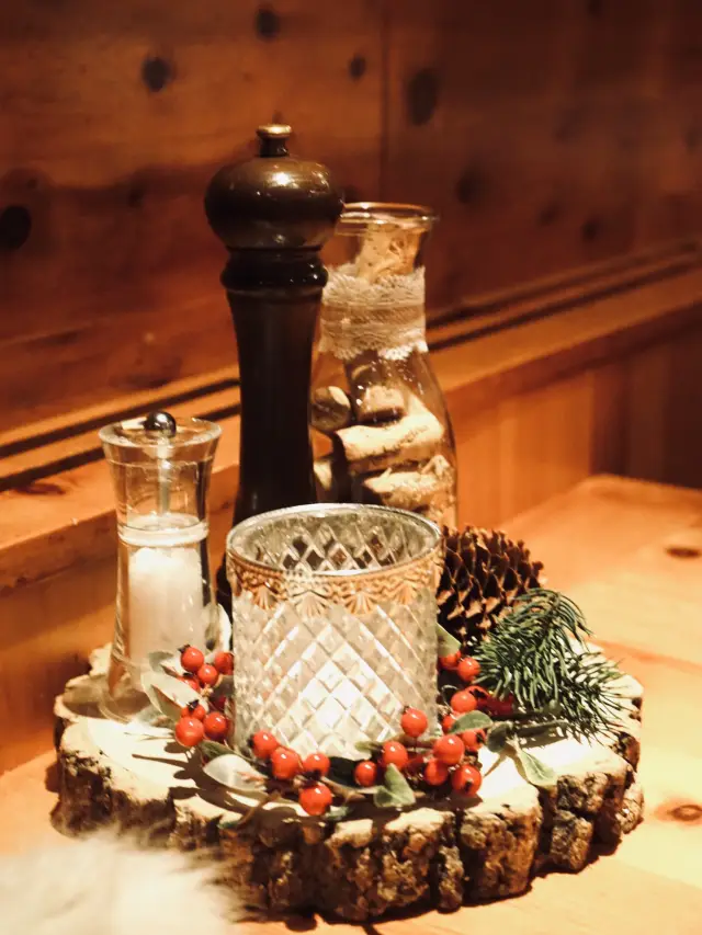 Zermatt | Have a Christmas dinner here with winter vibe