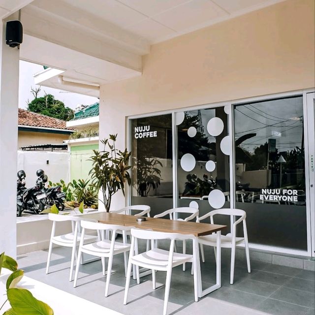 NUJU COFFEE