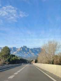 🚗 Embracing Spring: A Scenic Drive Around Montserrat 🌿🌄