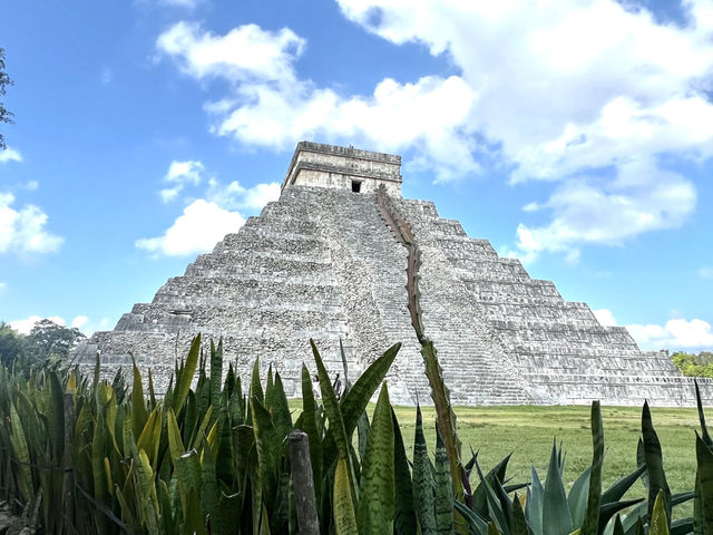 「時を超えた謎が眠る場所」— チチェン・イッツァに行くべき5つの理由🇲🇽✈️🌏