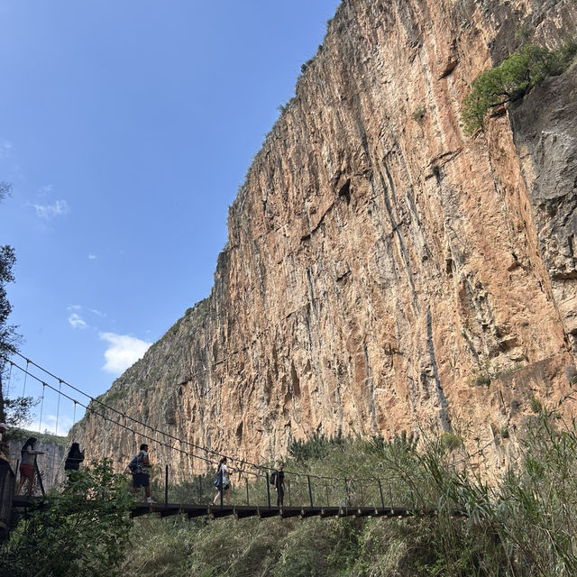 Hiking in Chulilla, Spain