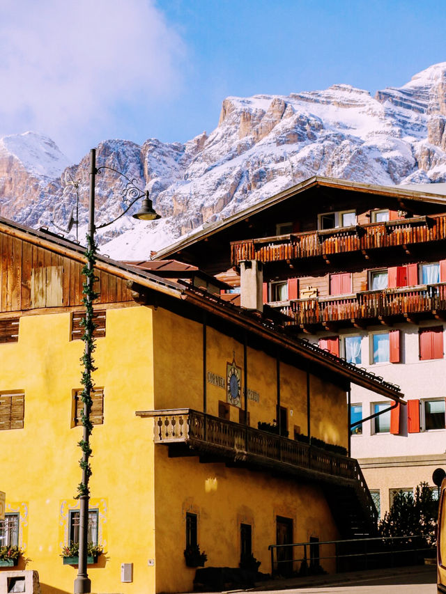 🎒🏔️ Backpacker Essentials for the Dolomites — Travel Smart, Travel Light!