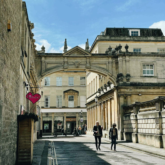 From the Capital to the Crescent: London to Bath by Train