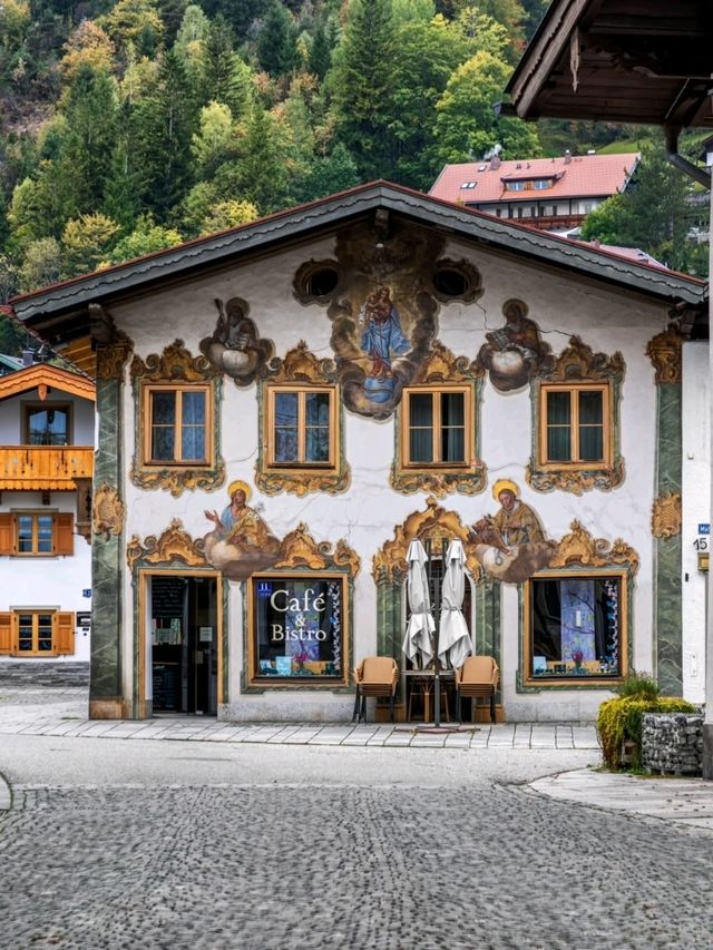 🏔 Mittenwald: A Bavarian Village Painted by Nature and Tradition 🎻🇩🇪