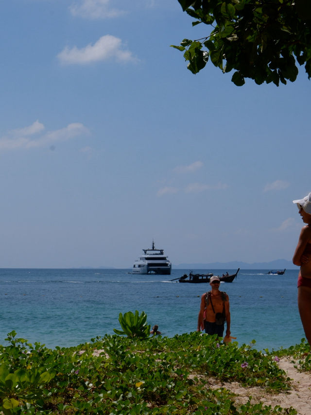 Amazing Thailand จุดชมวิวหาดไร่เลย์ 