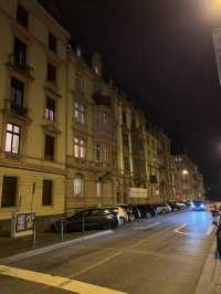 🌃✨ Frankfurt am Main at Night – Where Skyscrapers Shine and History Whispers 🌉🌟 