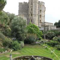 A Majestic Journey Through History – Windsor Castle Delivers!