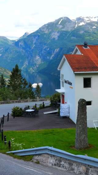 🌊✨“Where Waterfalls Whisper: My Dreamy Escape to Geiranger”✨🚢