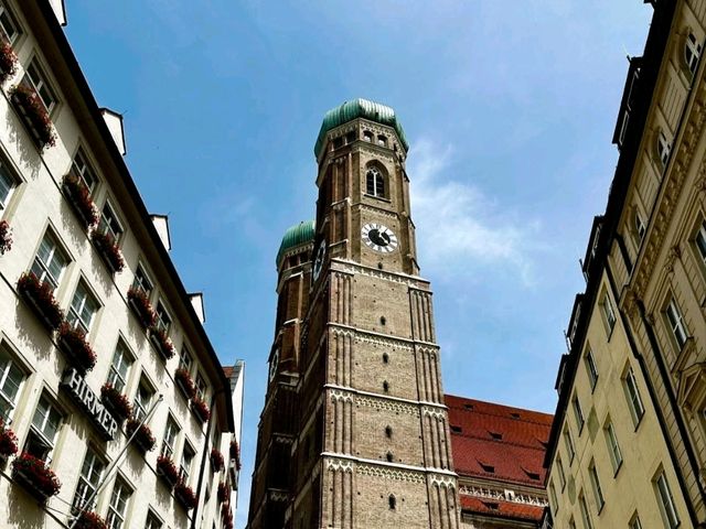 Munich: City of Beer - Top Attractions 🍻