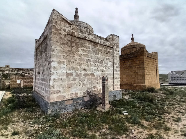 Kazakhstan Trip: Sneaking into the Senek Fortress
