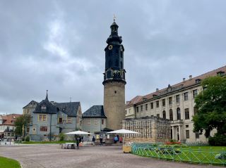 ワイマール（Weimar）はドイツ・テューリンゲン州中部に位置し、人口約6.5万人を擁するドイツ有数の文化都市であり、「ドイツ