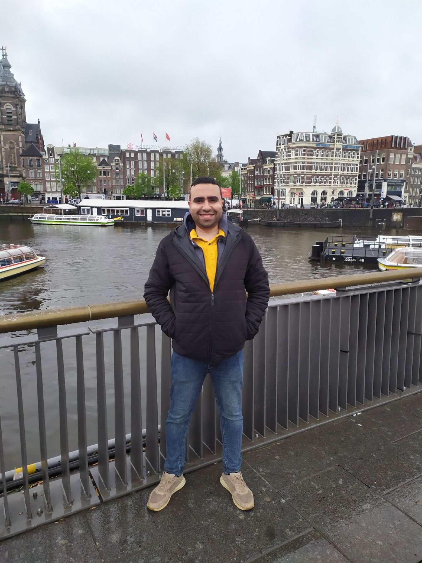 🇳🇱🇧🇪 Amsterdam, Zaandam, Zaanse Schans & Brussels in 48 Hours! ✈️🌍

4 places. 2 countries. 48 hours. A lifetime of memories! ❤️

From the charming canals and colorful streets of Amsterdam, to the fairytale houses of Zaandam and the iconic windmills of Zaanse Schans 🌷🌬️, then crossing the border to discover the beautiful streets of Brussels, Belgium 🇧🇪🍫

Every stop had its own magic, every street had a story, and every moment was worth the journey! 📸✨

Who says you need weeks to explore Europe? Sometimes, all you need is a backpack, a little adventure, and 48 hours to make unforgettable memories! ❤️🇪🇺

Which of these places would you visit first? 👇

#Amsterdam #Zaandam #ZaanseSchans #Brussels #Netherlands #Belgium #EuropeTravel #TravelReels #48HoursInEurope 
