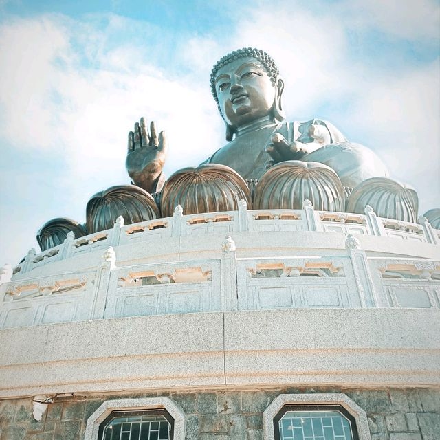 268 steps to see the Big Buddha! 😍