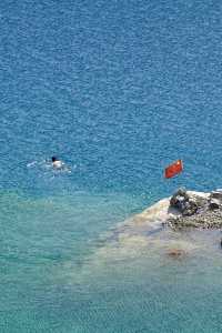 “踏入淮南天目湖，讓身心沐浴在湖光山色之中”