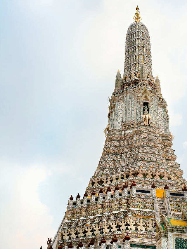 Discover the Mystical Allure of Wat Arun