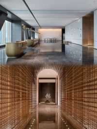 雲端之巔的孤獨,也許只有當風吹過,才會明白