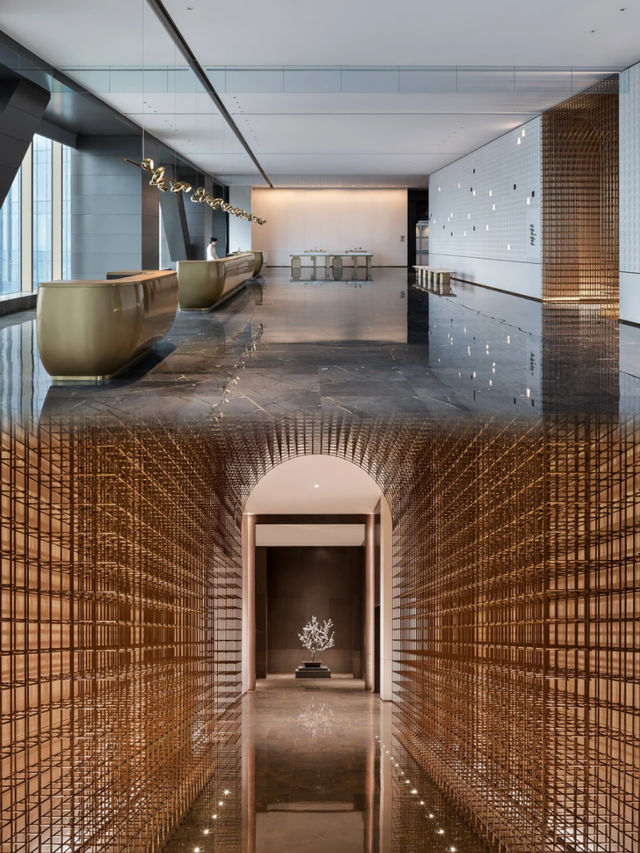 雲端之巔的孤獨,也許只有當風吹過,才會明白 雲端之巔的孤獨,也許只有當風吹過,才會明白