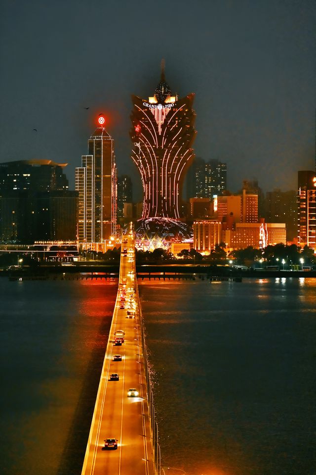 在澳門拍到了財富大道這個機位夜景絕了！