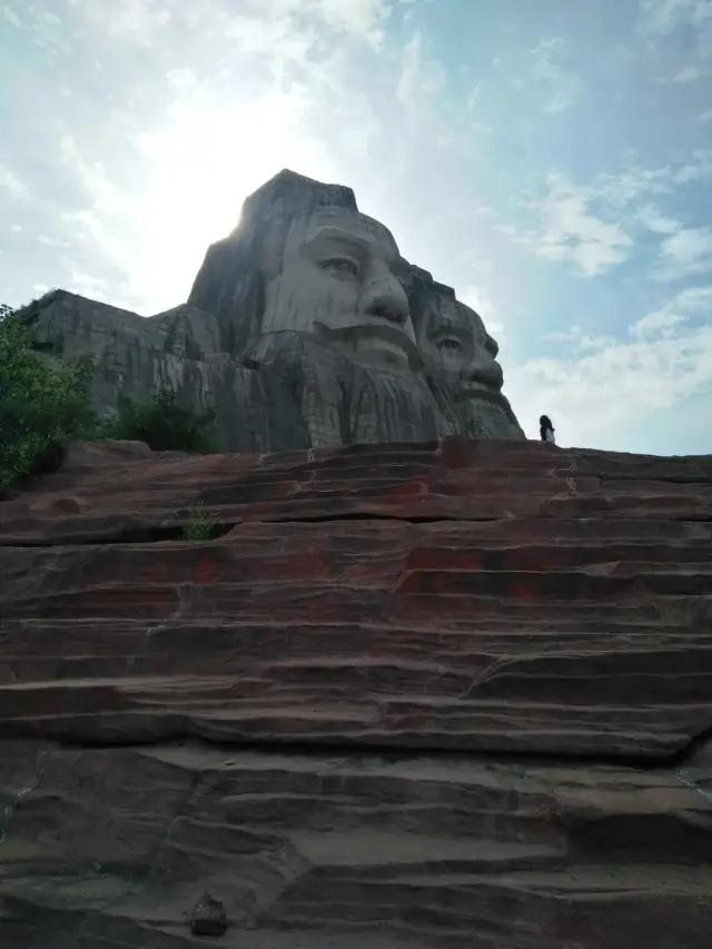 Zhengzhou Yellow River Scenic Area｜The Yellow River is not yellow because it accommodates all rivers