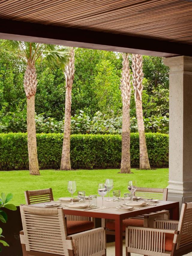 🌴✨ Naples' Finest: Luxe Stay at The Ritz-Carlton ✨🌴