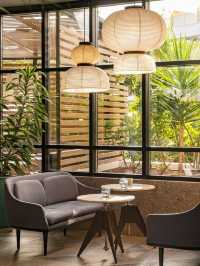 🌟 Canary Islands' Cozy Comforts at Sir Anthony 🌴✨