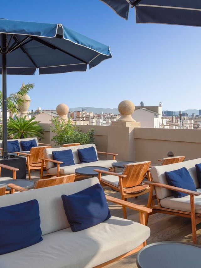 🌟 Barcelona's Gem: H10 Madison Hotel 🌟