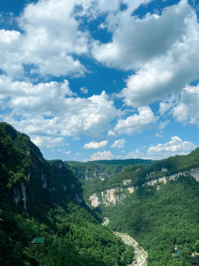 Guizhou Rafting Guiyang-Nanjiang Grand Canyon