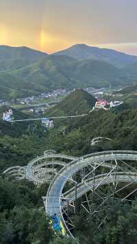 避暑好去處：莫干山｜江南瑤壑漂流。