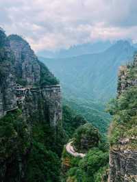 廣西貴港平南北帝山｜有「小張家界」之稱。