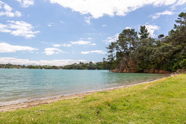 特沃小屋，溫暖好去處 | Waiheke Island   酒店：特沃小屋  地址：36 Vin。