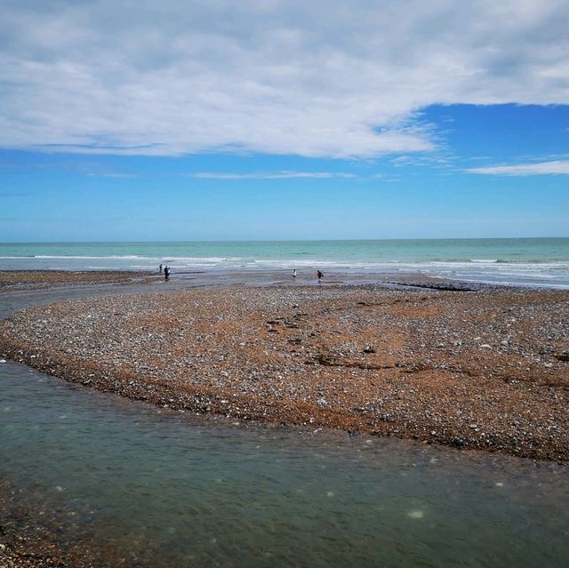 Exploring the Magnificent Seven Sisters Beach