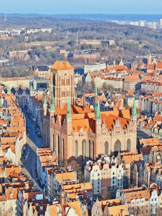Unilaterally declare Gdansk the most beautiful city in Eastern Europe