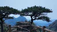 逢星期一登山| 廣西版「小張家界」貴港北帝山～