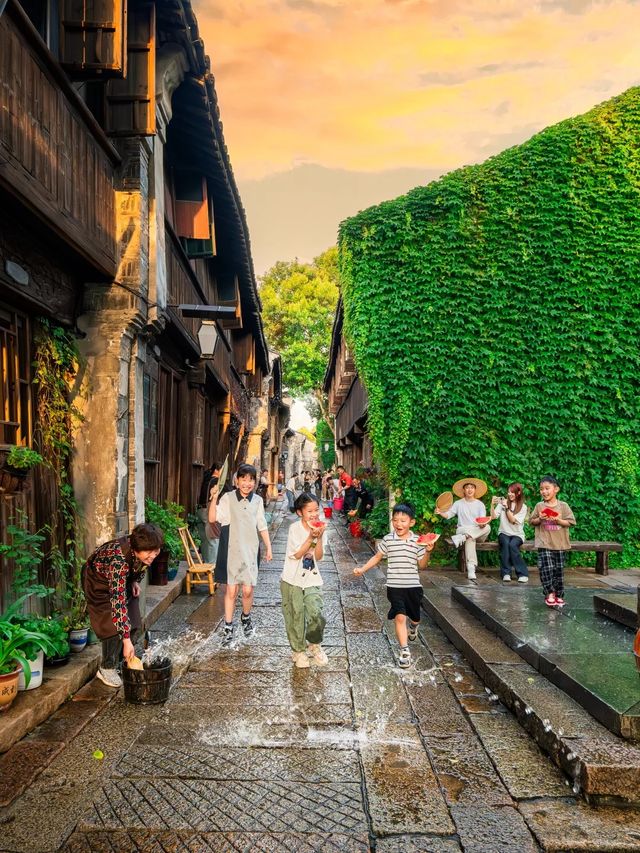 今個夏天又可以玩riverlife啦！