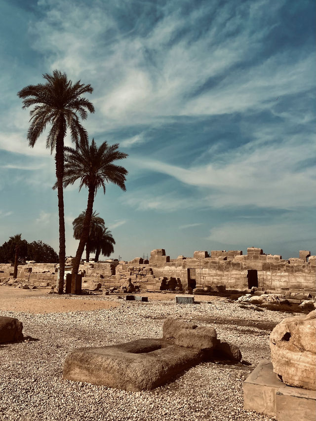 在埃及，被人類奇蹟震撼了10000次。