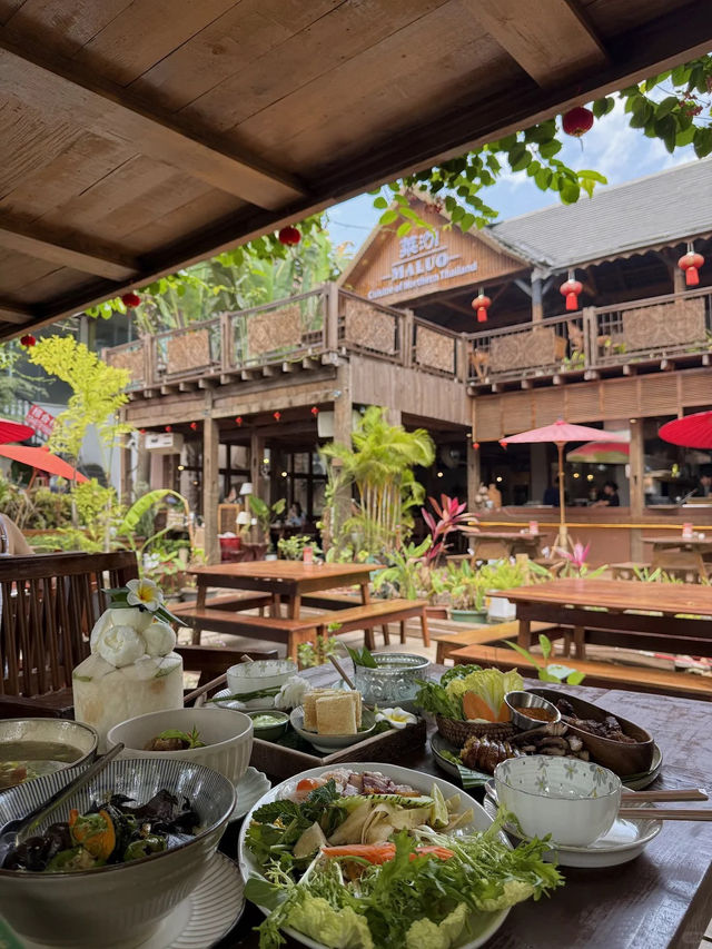 西雙版納旅遊真係快樂到飛起！暖到入心仲有靚景美食🌴