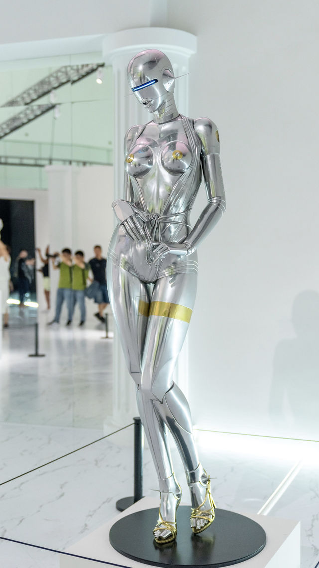 深圳空山基大展
