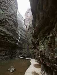 闖入億萬年前的天然畫廊河南龍潭大峽谷