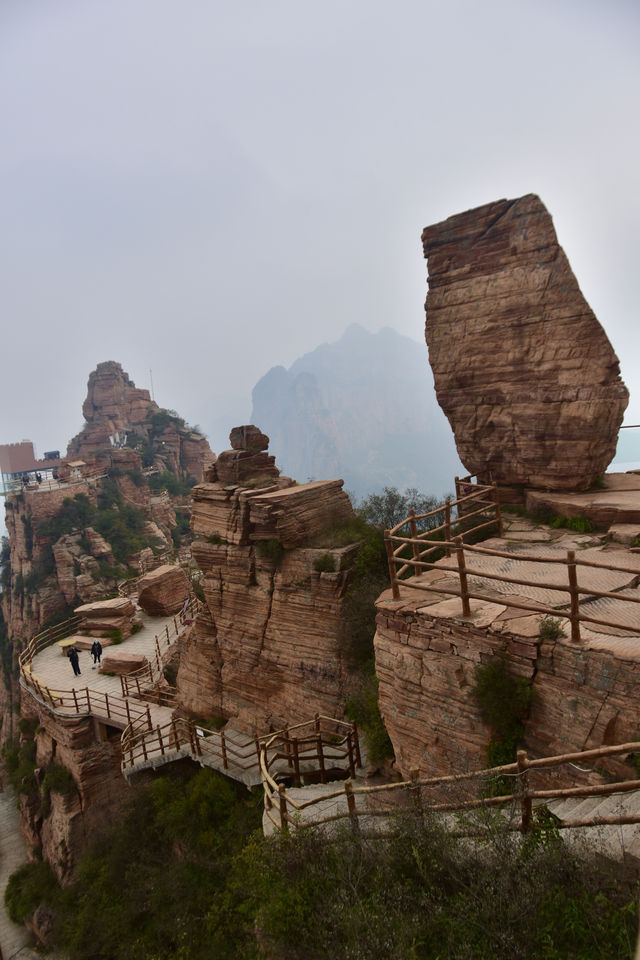 雲端漫步東太行雄、奇、險、峻令人意外 雲端漫步東太行雄、奇、險、峻令人意外