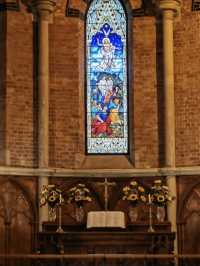 深秋限定在上海百年紅教堂遇見金色浪漫