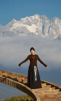 玉龍雪山打卡機位日照金山