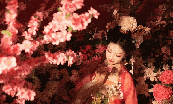 장안 십이시진 봄맞이 새단장, 청명 소휴일에 당신을 당나라 ‘트렌디’인으로 초대합니다 | 트립닷컴 시안