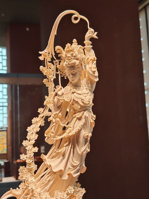 中国工芸美術館で非遺を感じる｜牙彫りの水仙花の神 | Trip.com 北京