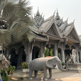 Buddha Park, best things are in the middle of nowhere.