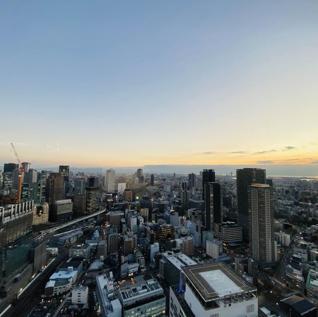 能夠看到梅田周圍絕色美景的地標！梅田空中庭園！
