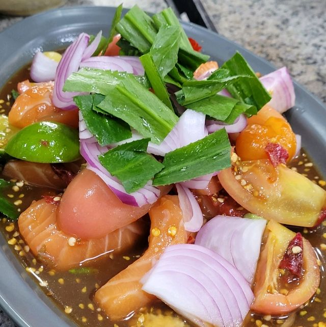 ร้านอาหารสุดแซ่บที่ "เผ็ดเผ็ดคาเฟ่" 🌶🔥💖